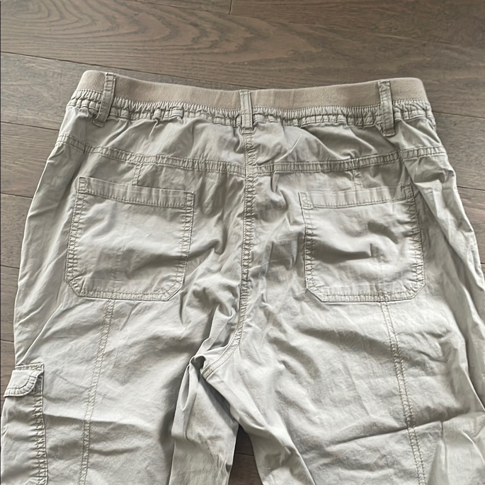 George Light Gray Capri Cargo Pants Elastic Waist Womens 14 - Picture 10 of 14